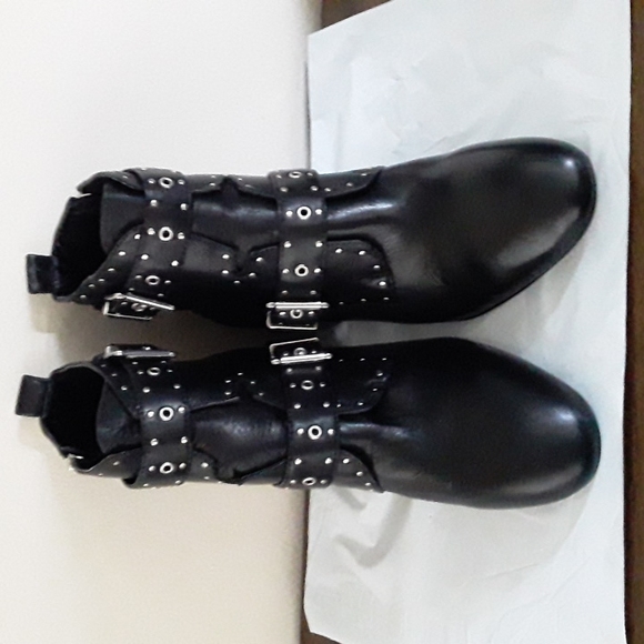 Rebecca Minkoff Logan Studded Buckle Booties Black Lamba 9.5 - Picture 11 of 16